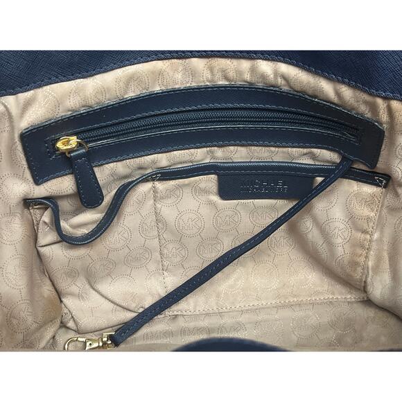 Michael Kors Handbag Multifunction Jet Set Tote Bag - Style 30S3GTVT6L Navy Blue - Picture 9 of 16